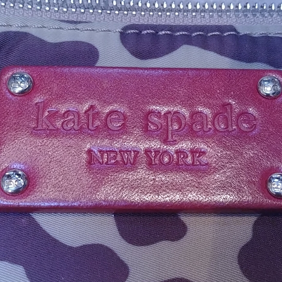 Kate Spade 👛 - Picture 2 of 5